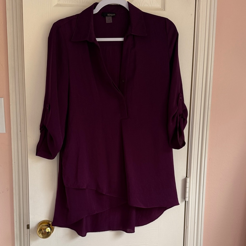 Renuar Women's  deep Purple LSU  Blouse with detailed sleeves  MINT  CONDITION